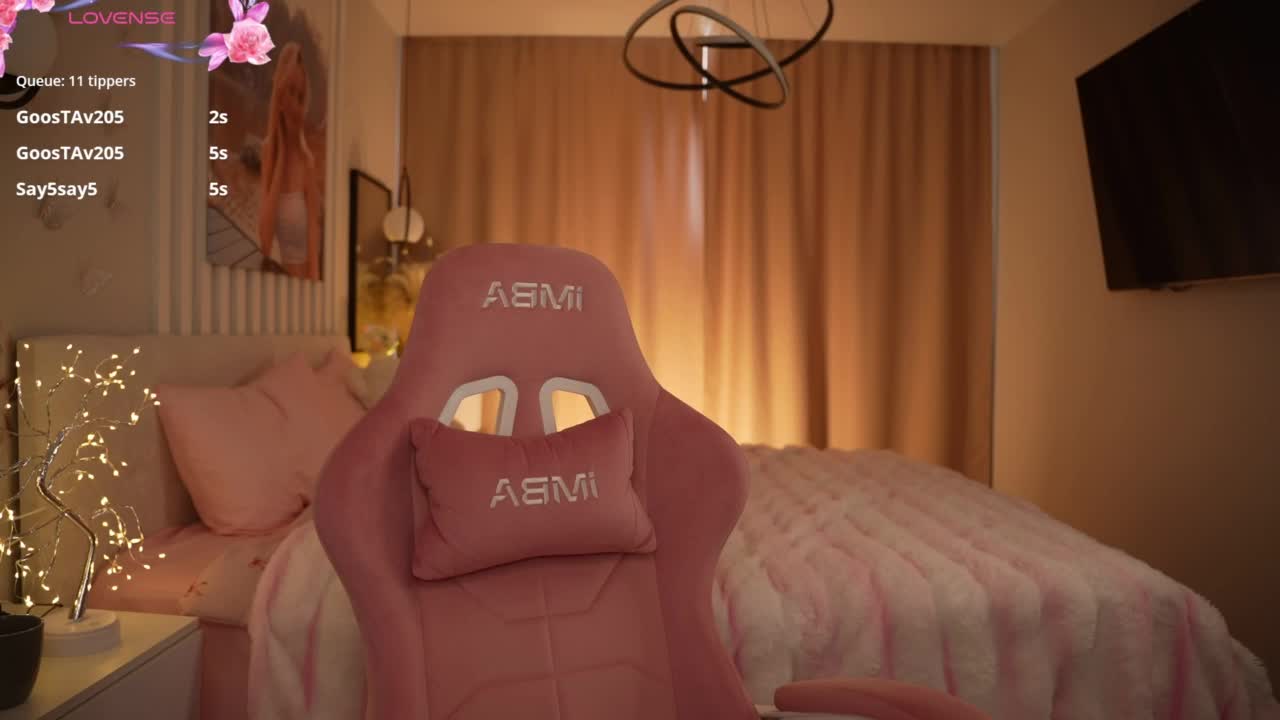 MilaLuxury Приват Записи 2026-03-15