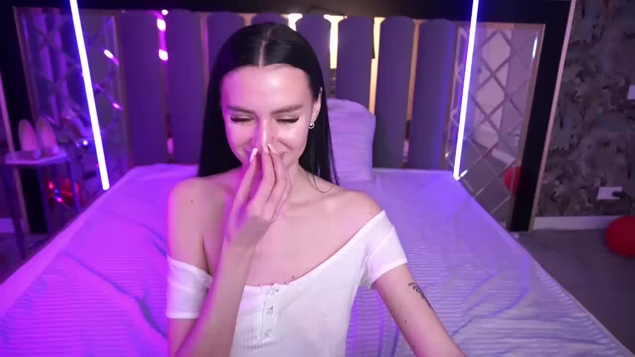 SnowWhiteee Приват Записи 2026-03-15