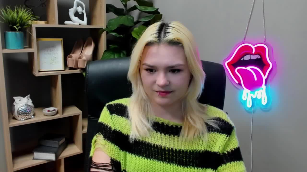 SweetLilyxo Приват Записи 2026-03-18