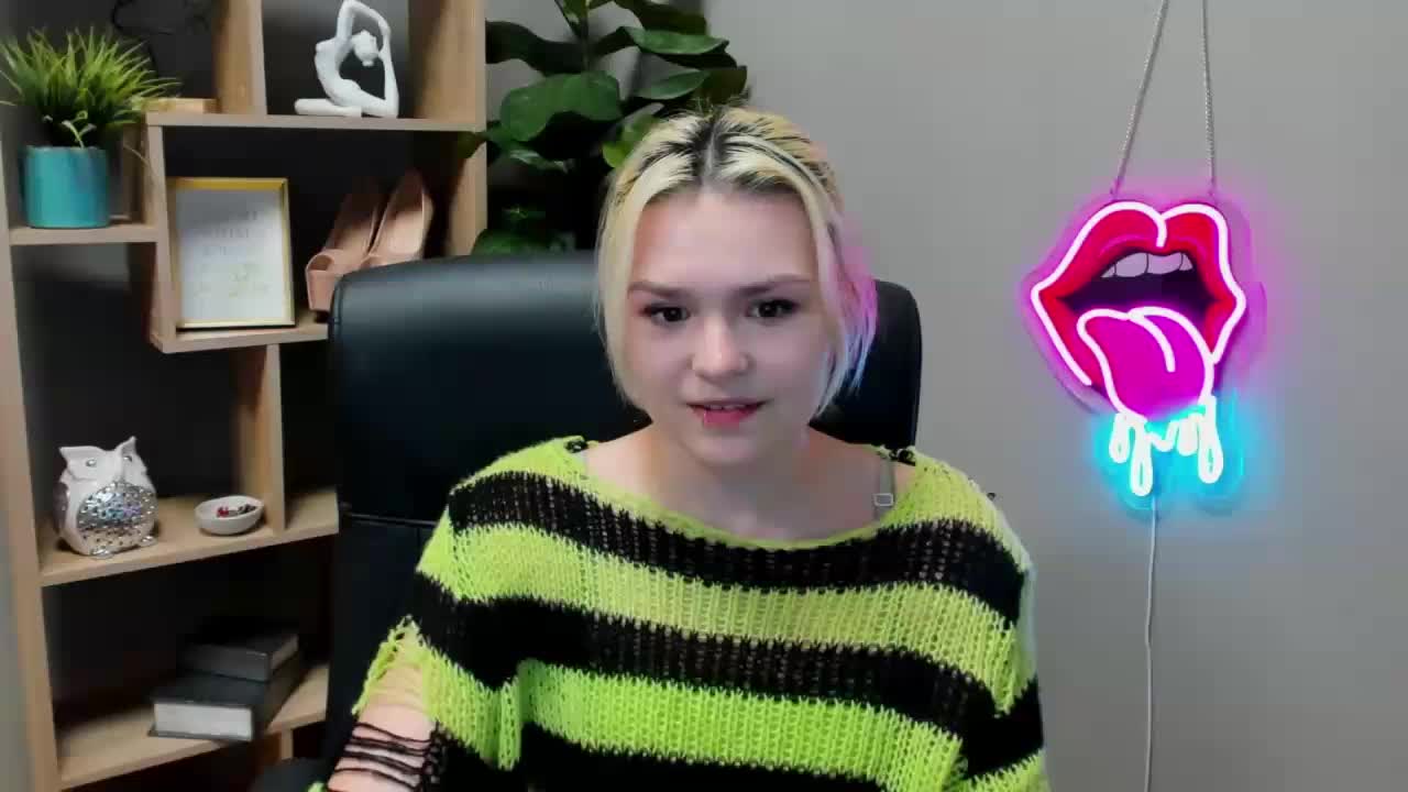 SweetLilyxo Приват Записи 2026-03-18