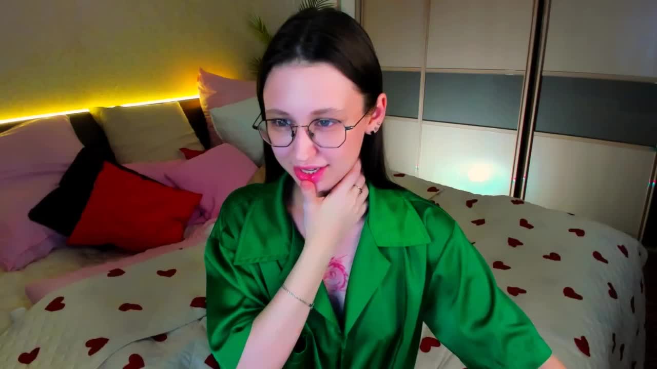 YourLovellyStory Приват Записи 2026-03-18