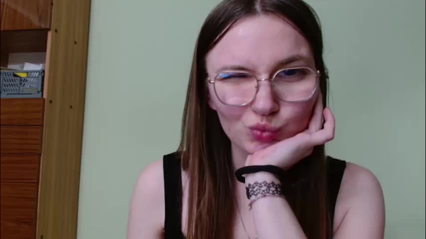 ellyxtasty Приват Записи 2026-03-18