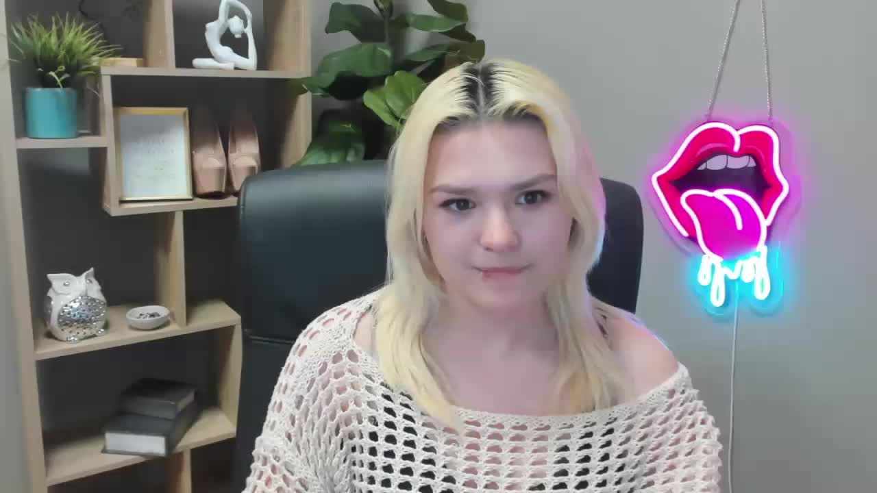 SweetLilyxo Приват Записи 2026-03-18