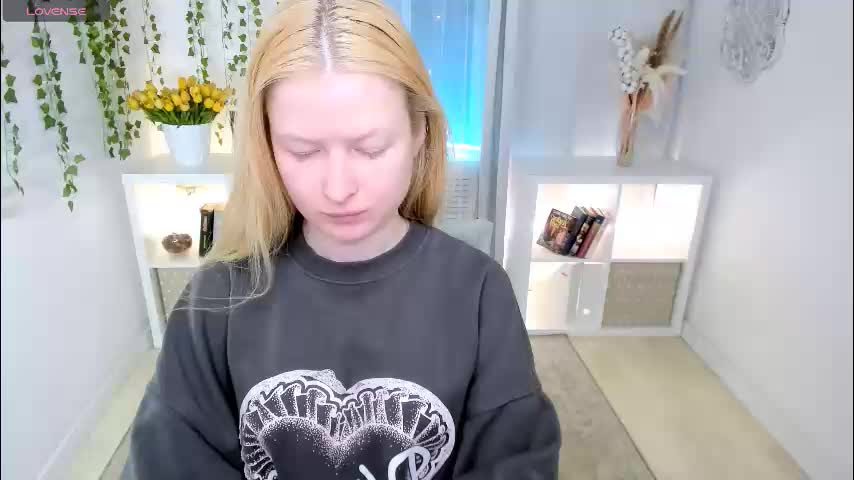 laly_peach Приват Записи 2026-03-21