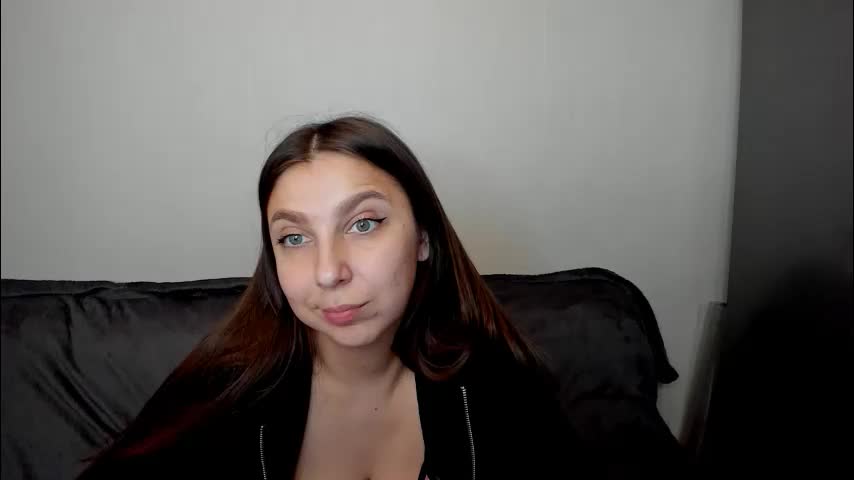 sinthiahug Приват Записи 2026-03-22