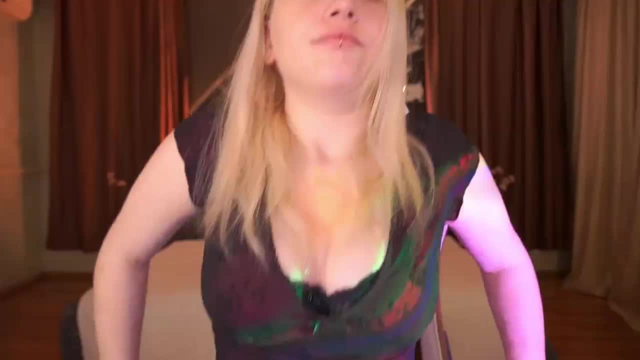 LilElfie Приват Записи 2026-03-22