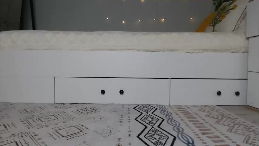 cuteemouse Приват Записи 2026-03-23