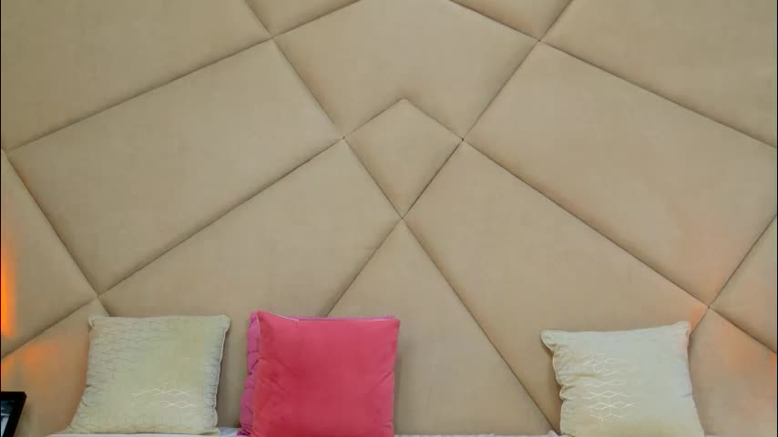 chloevee Приват Записи 2026-03-25