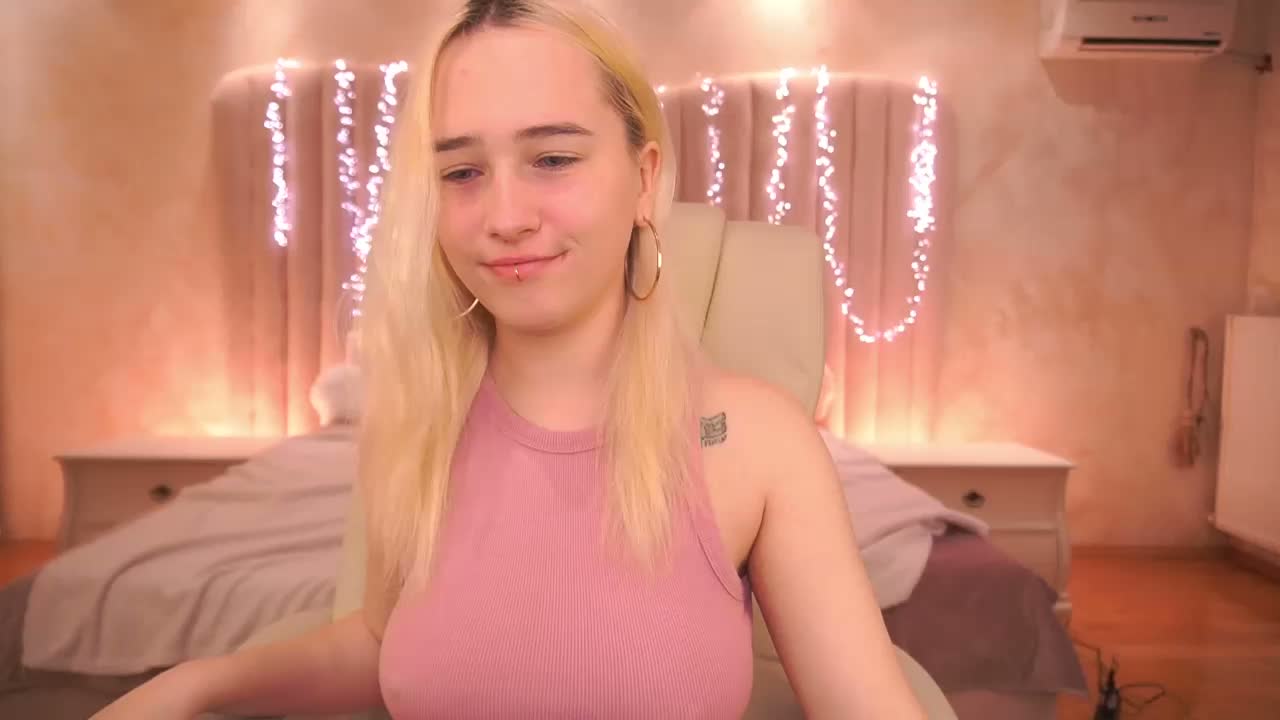 LilElfie Приват Записи 2026-03-24