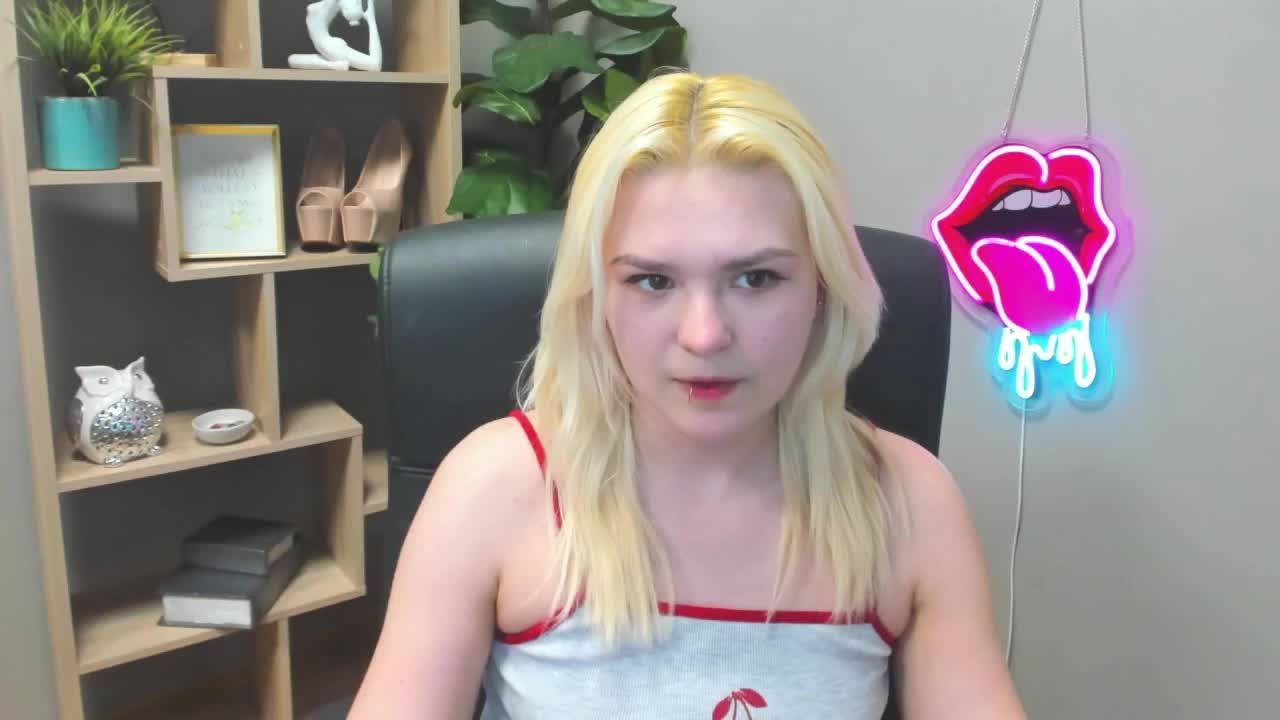 SweetLilyxo Приват Записи 2026-03-27