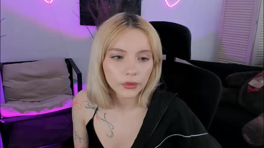 aurorawrenfield Приват Записи 2026-03-31