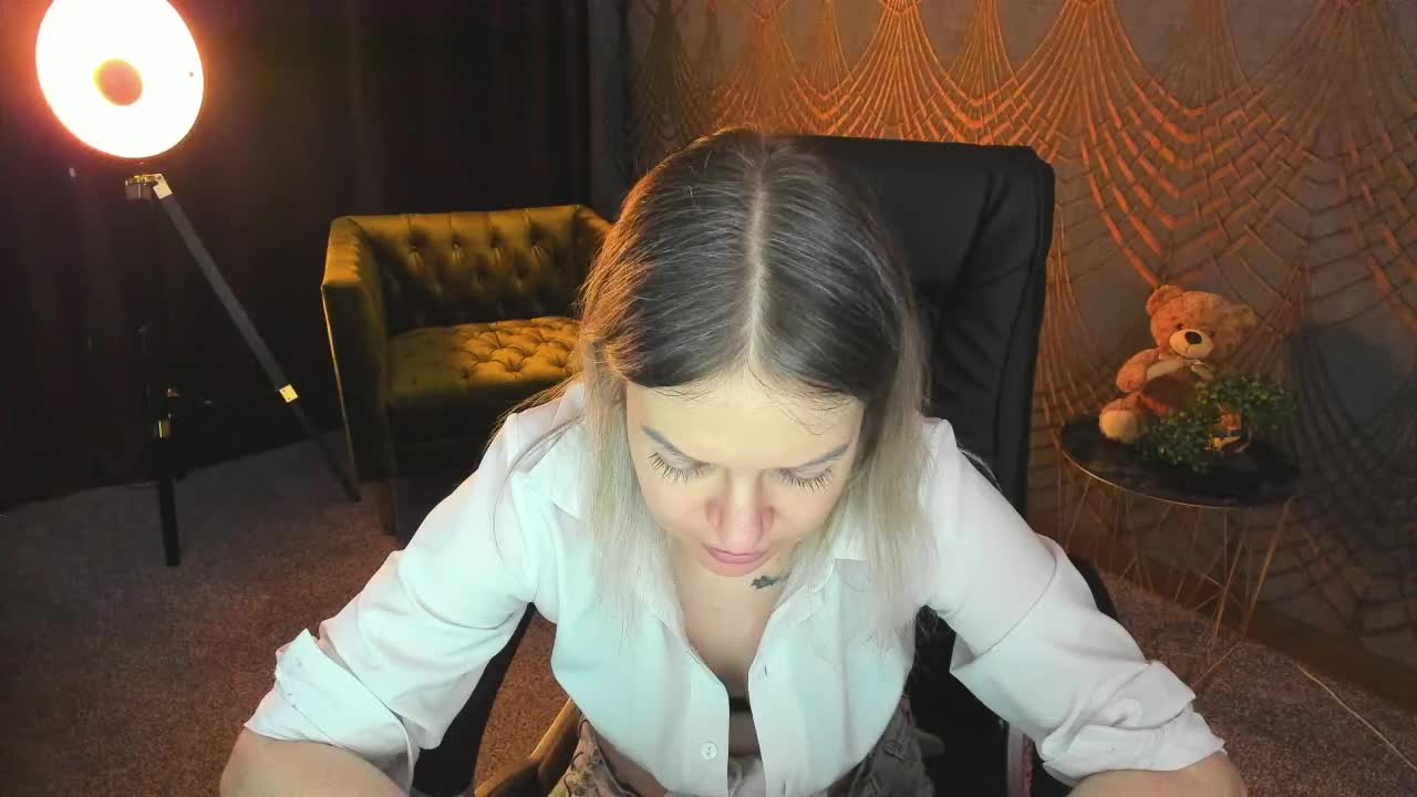 AnnaSnow Приват Записи 2026-04-01