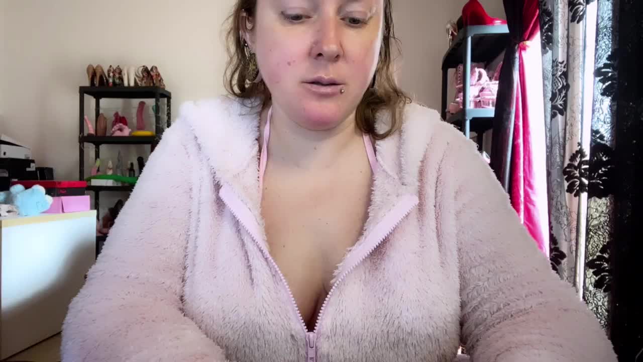 NylonQueen Приват Записи 2026-04-02