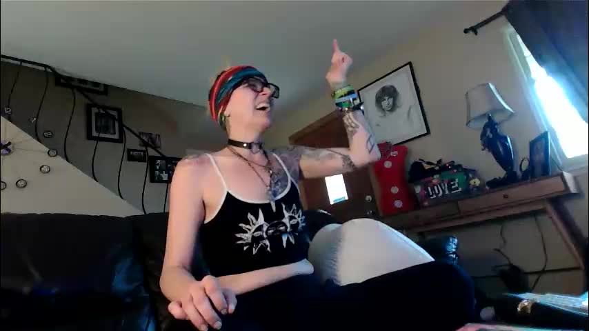 juneafterhours Приват Записи 2026-04-02