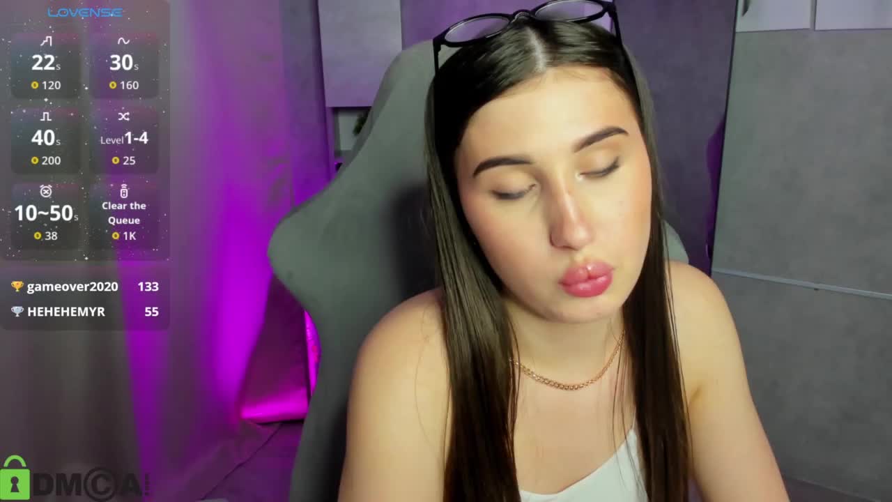 Emily-Lews Приват Записи 2026-04-02