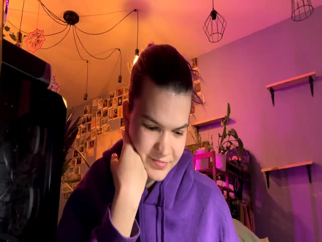 VernieRonco Приват Записи 2026-04-03