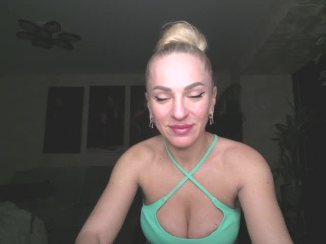 annamari1563 Приват Записи 2026-04-04