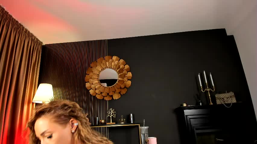 lovingblondie Приват Записи 2026-04-04