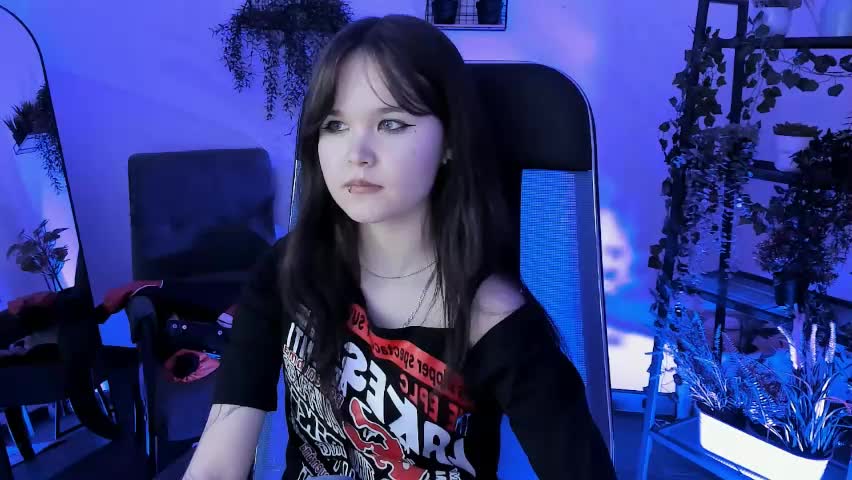 elainebeness Приват Записи 2026-04-04