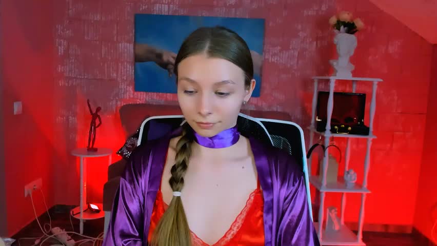 juliedaniel Приват Записи 2026-04-04