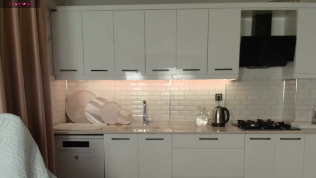 Lunaaaura Приват Записи 2026-04-05