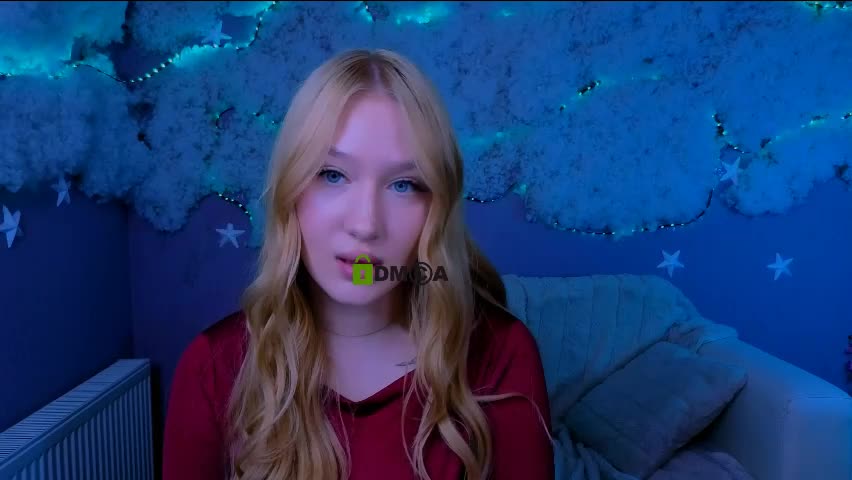 playful_sophie Приват Записи 2026-04-05