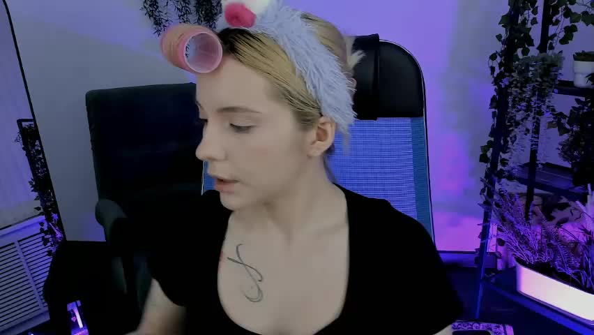 aurorawrenfield Приват Записи 2026-04-07