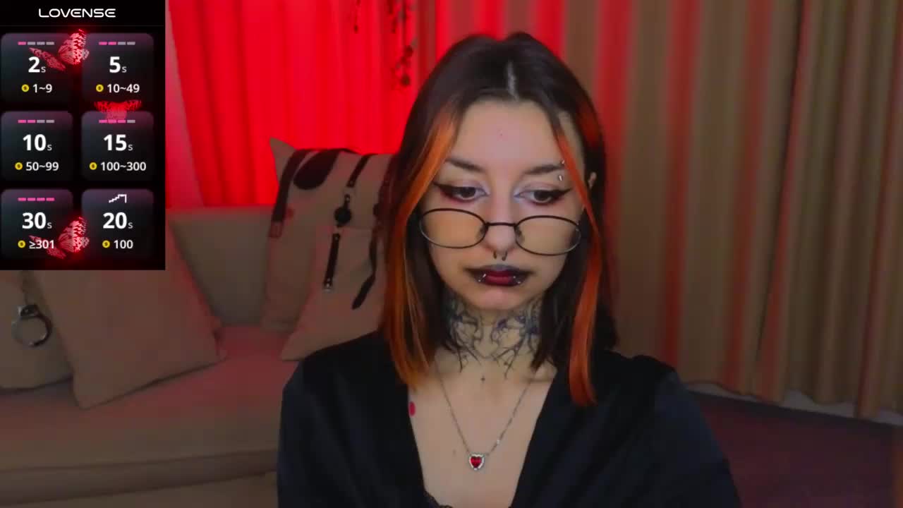 MistressMarcelline Приват Записи 2026-04-07