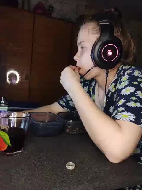 Kisa-malaya Приват Записи 2026-04-08