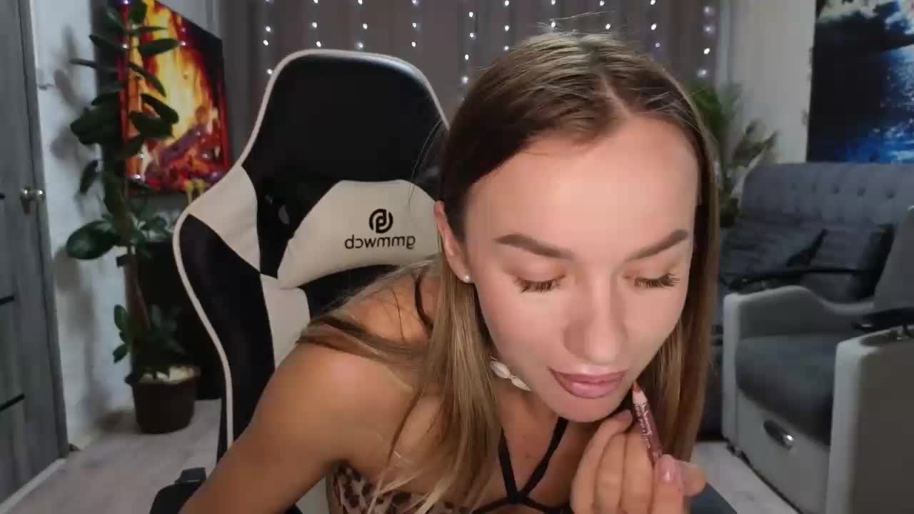 -Sexy_Hot_Angel- Приват Записи 2026-04-09