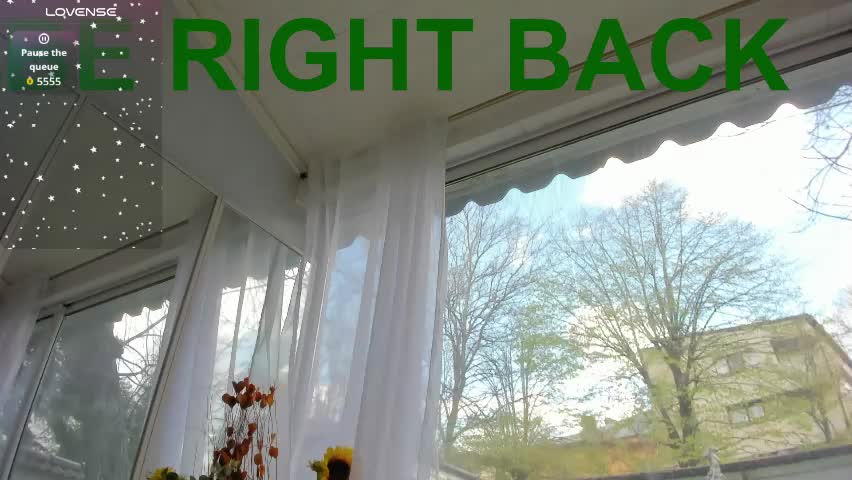 ella_vee Приват Записи 2026-04-09