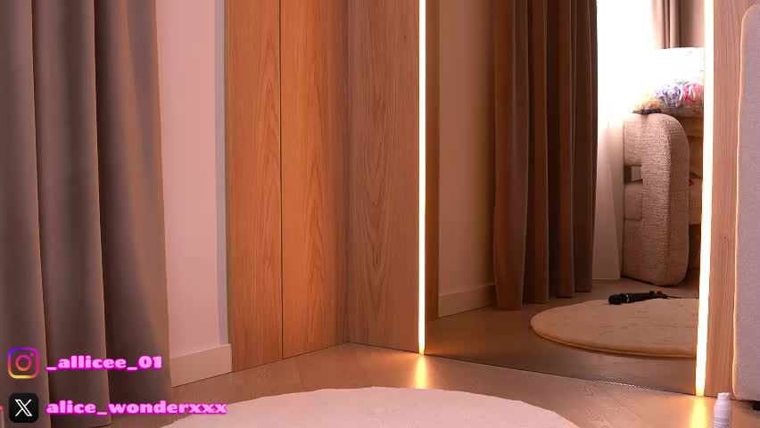 vanessasimon Приват Записи 2026-04-09