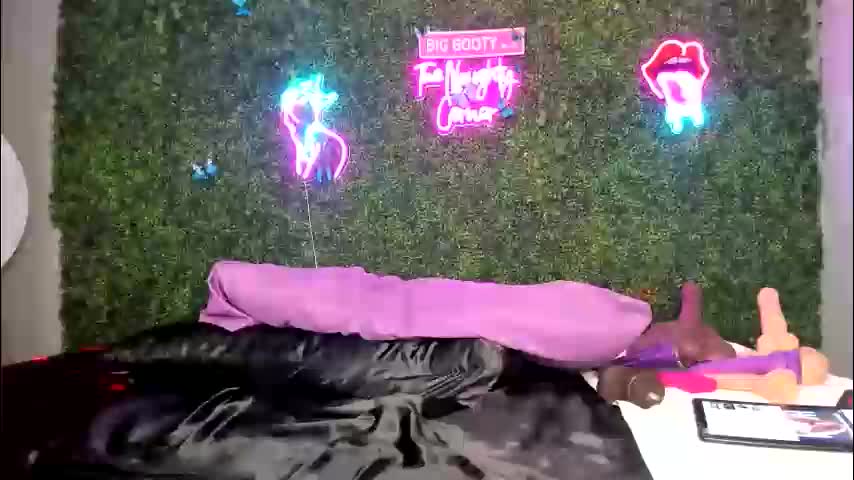 bigbuttsarena Приват Записи 2026-04-10