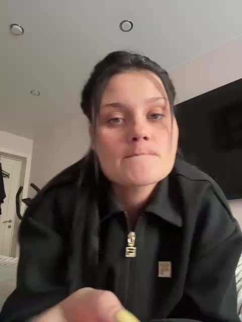 _Milashka_ Приват Записи 2026-04-10