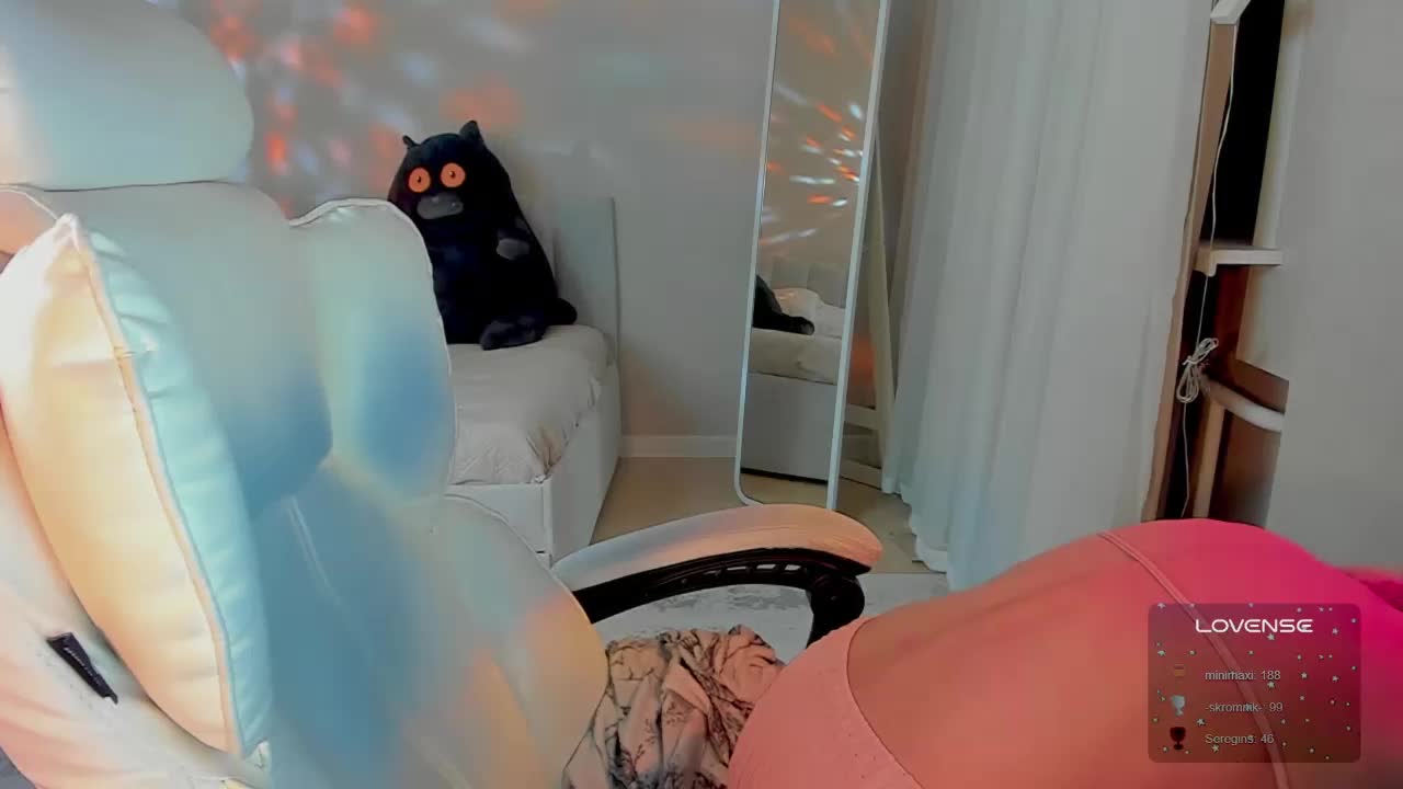 ReneYolker Приват Записи 2026-04-12