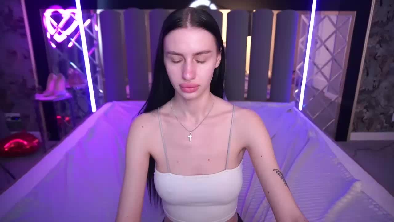 SnowWhiteee Приват Записи 2026-04-12