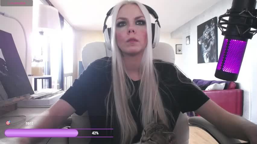 tinykylie Приват Записи 2026-04-13