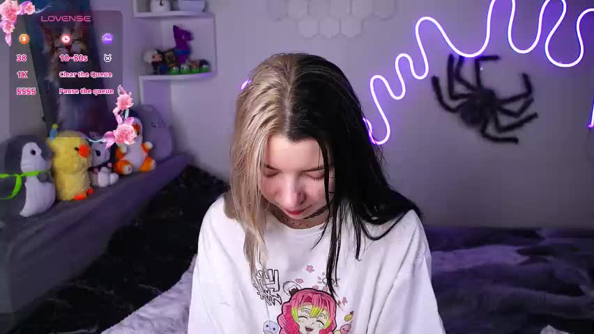 emmie_everly Приват Записи 2026-04-13