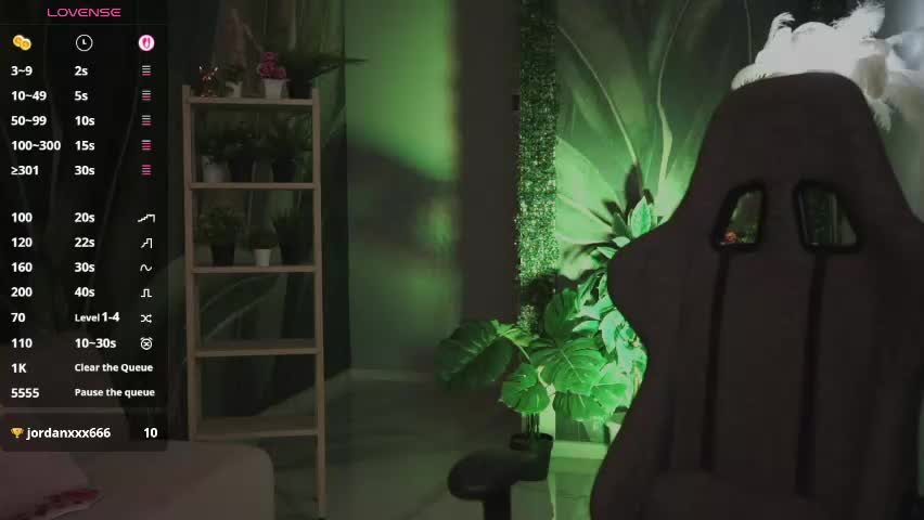 oliviamcclean Приват Записи 2026-04-13