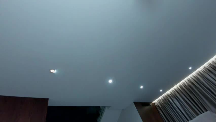 ehotlovea Приват Записи 2026-04-13