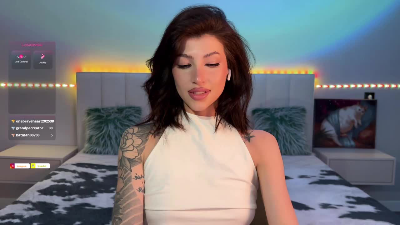 AllweNEEDisLOVE Приват Записи 2026-04-14