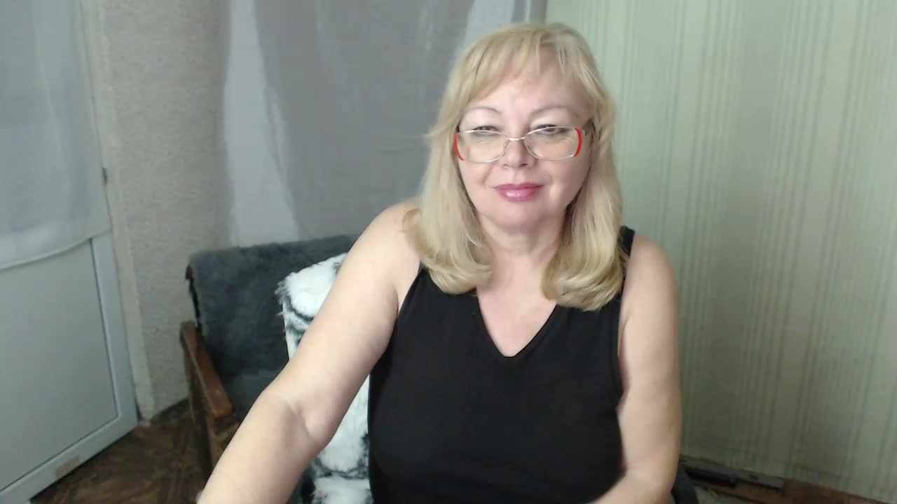 EvelynLoveShy Приват Записи 2026-04-14