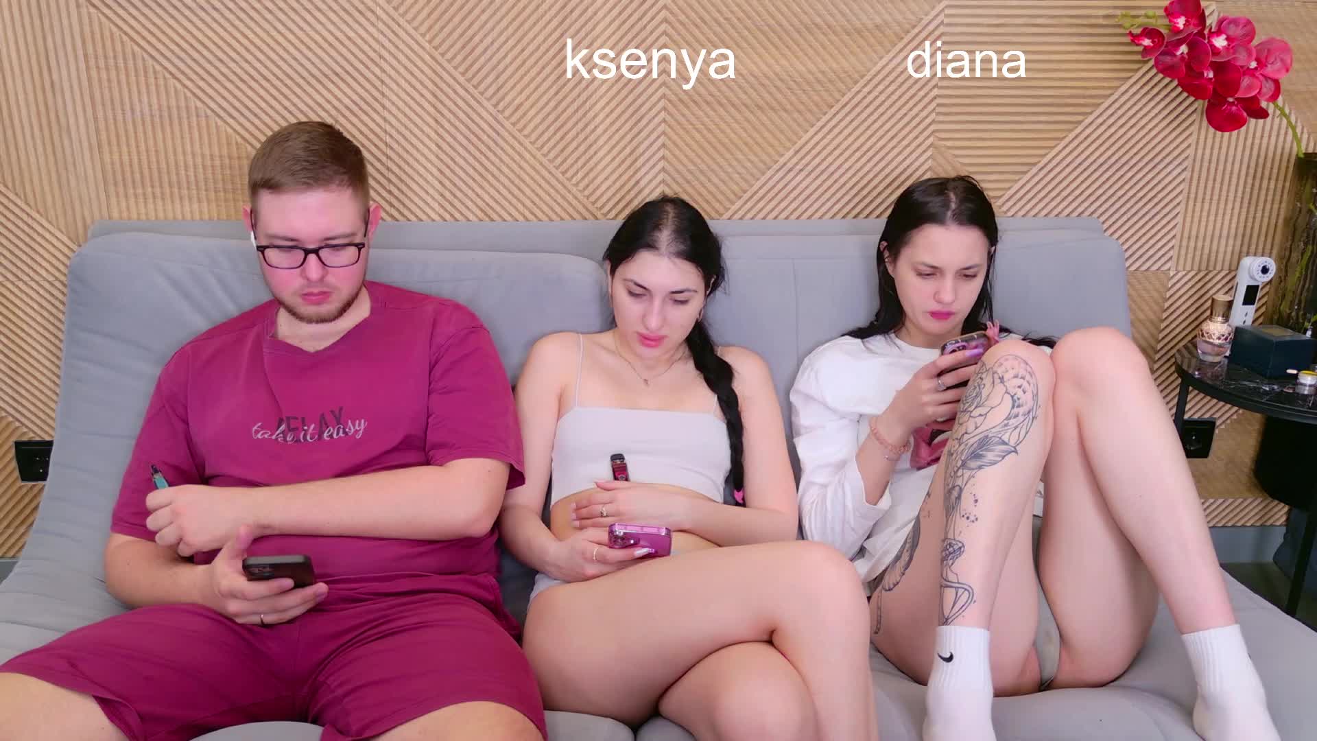 WebcamSlut Приват Записи 2026-04-14