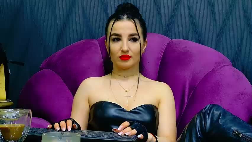 vivianreeve Приват Записи 2026-04-14