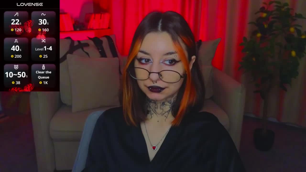 MistressMarcelline Приват Записи 2026-04-14