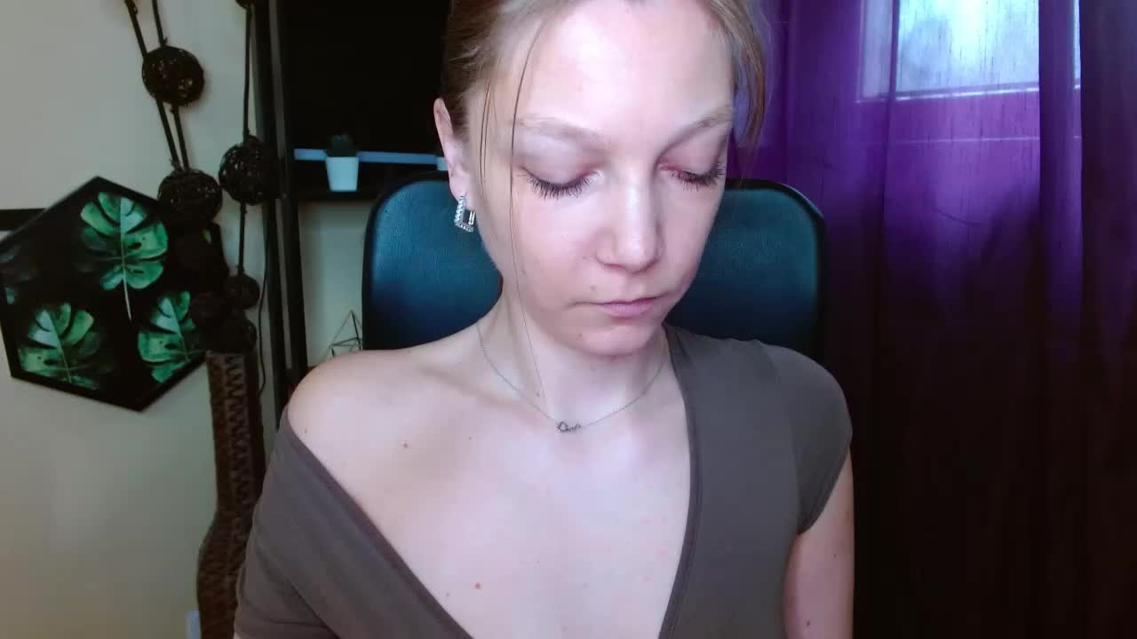 EmillyExtasy Приват Записи 2026-04-14