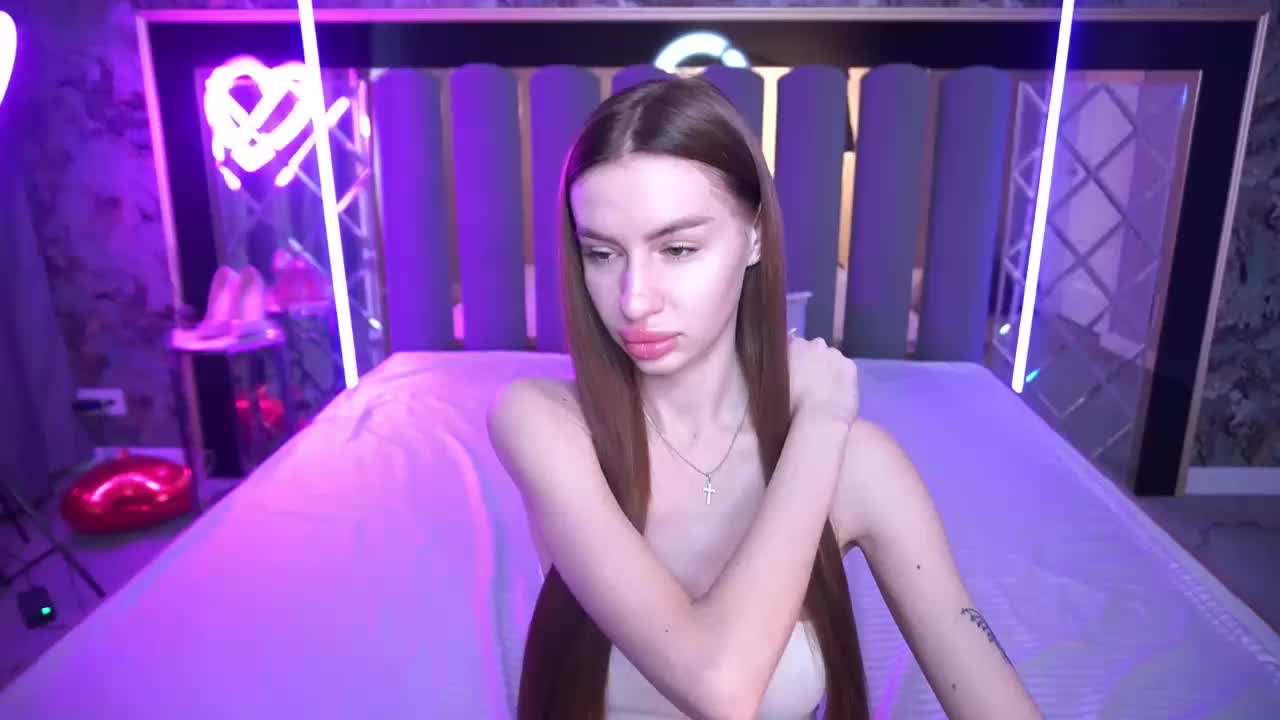 SnowWhiteee Приват Записи 2026-04-14