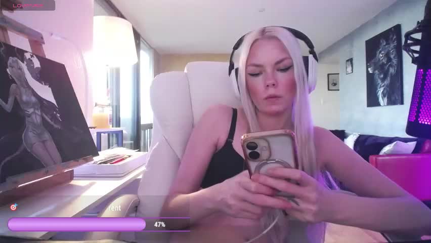 tinykylie Приват Записи 2026-04-14