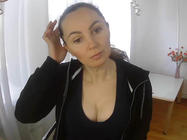 TessBertie Приват Записи 2026-04-14