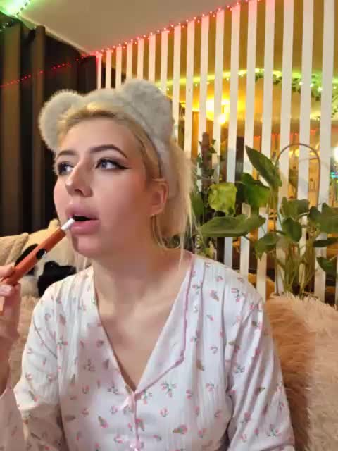 FlowwwerGirl Приват Записи 2026-04-14